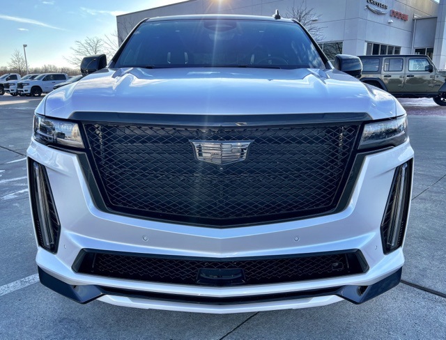 2024 Cadillac Escalade V-Series photo 7