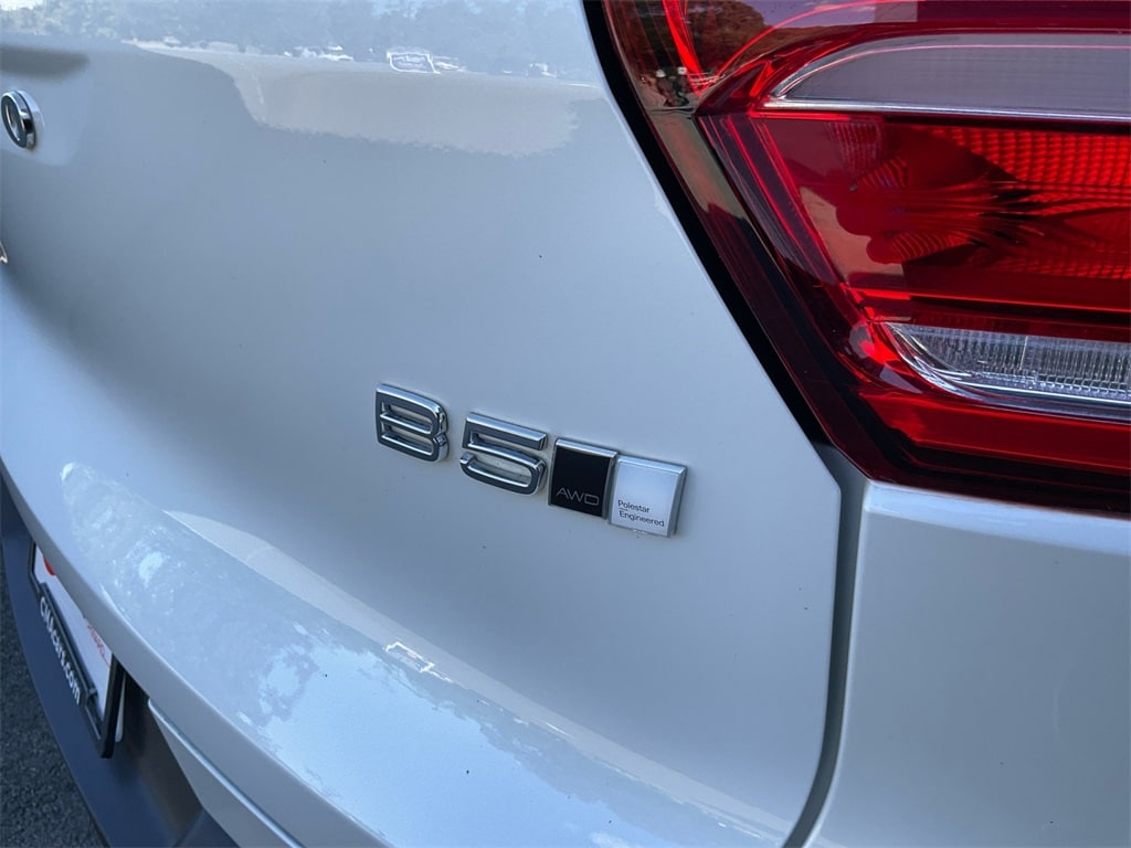 2023 Volvo XC40 AWD Ultimate photo 16