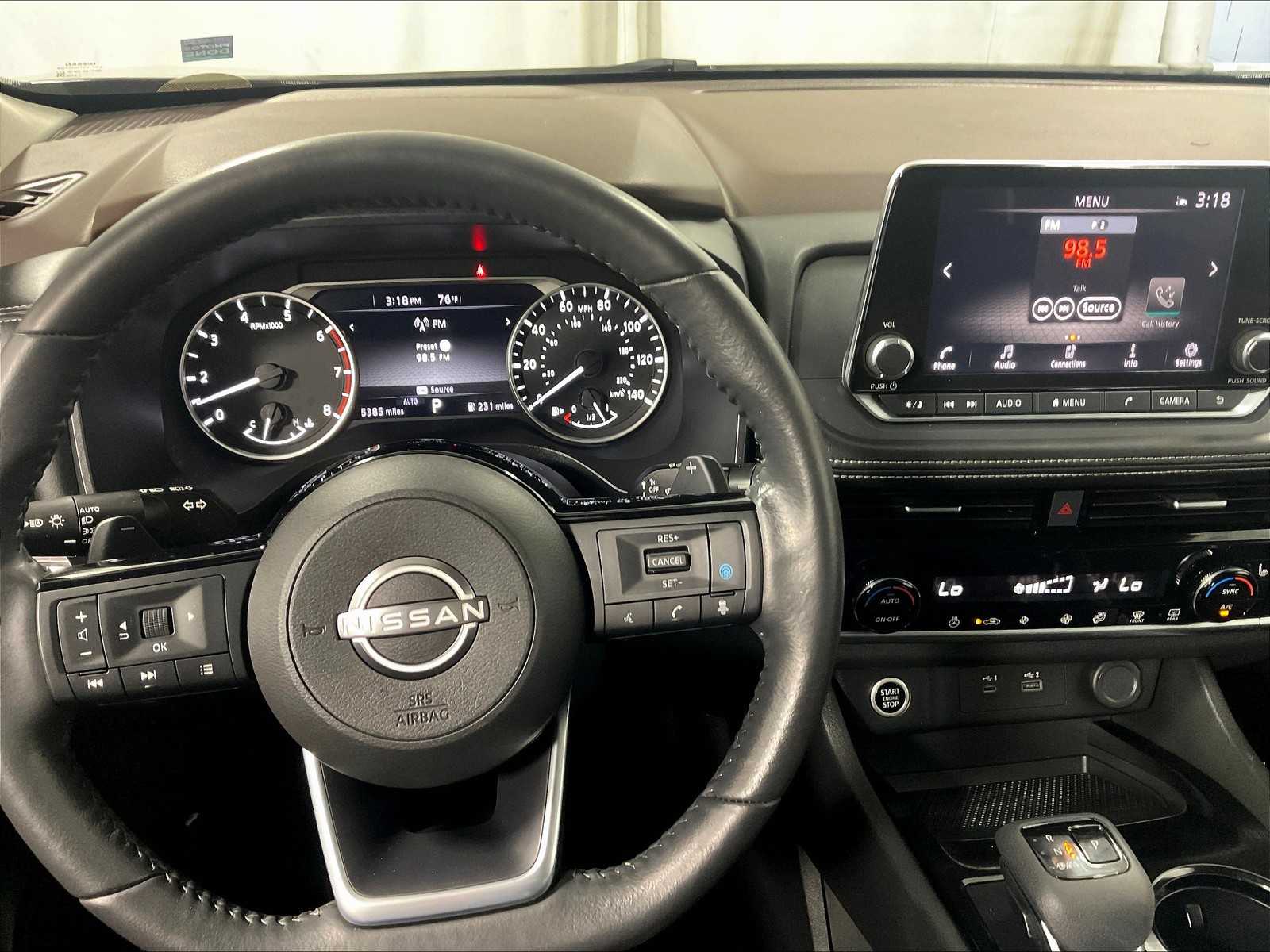 2022 Nissan Rogue SV photo 19