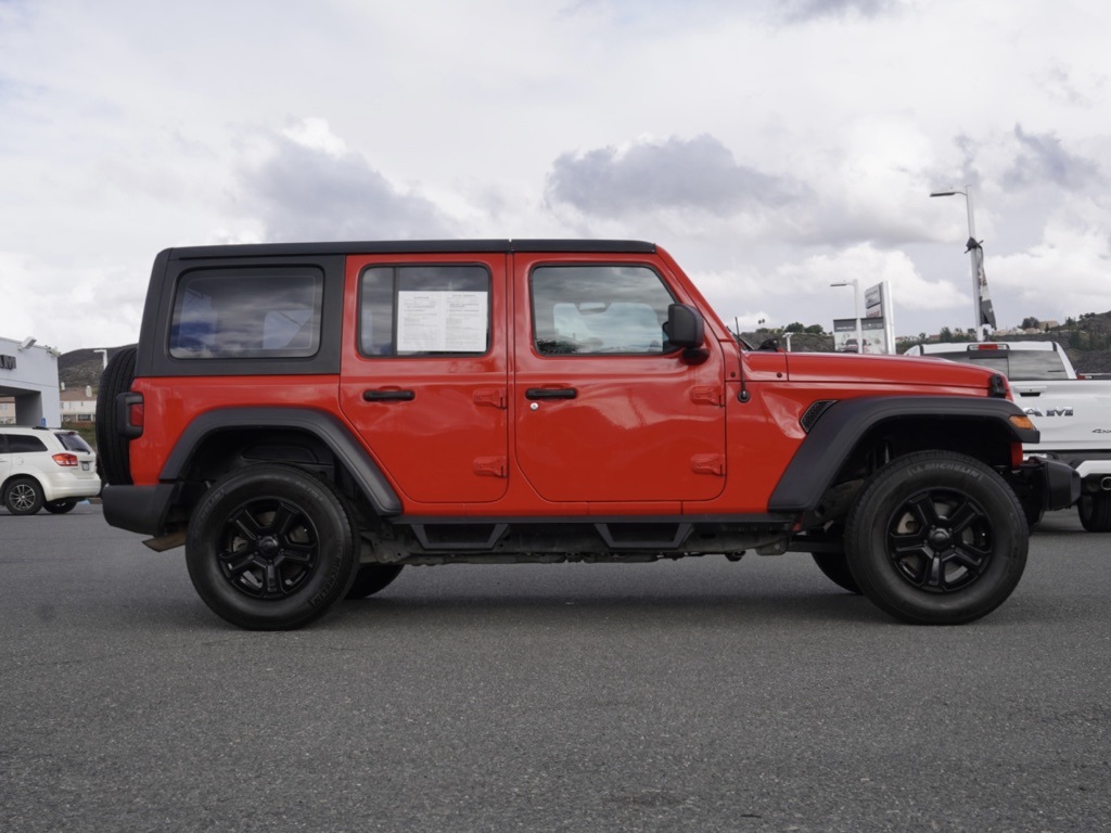 2019 Jeep Wrangler Unlimited Sport photo 2