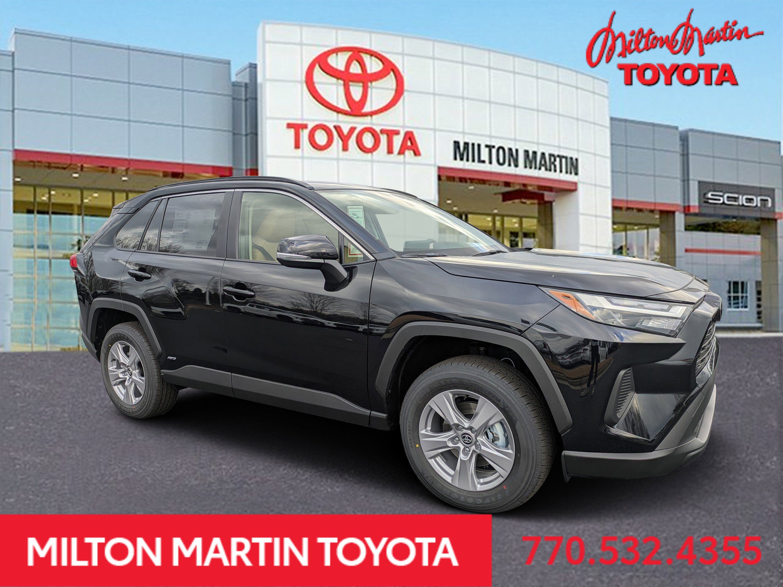 2025 Toyota RAV4 XLE's photo