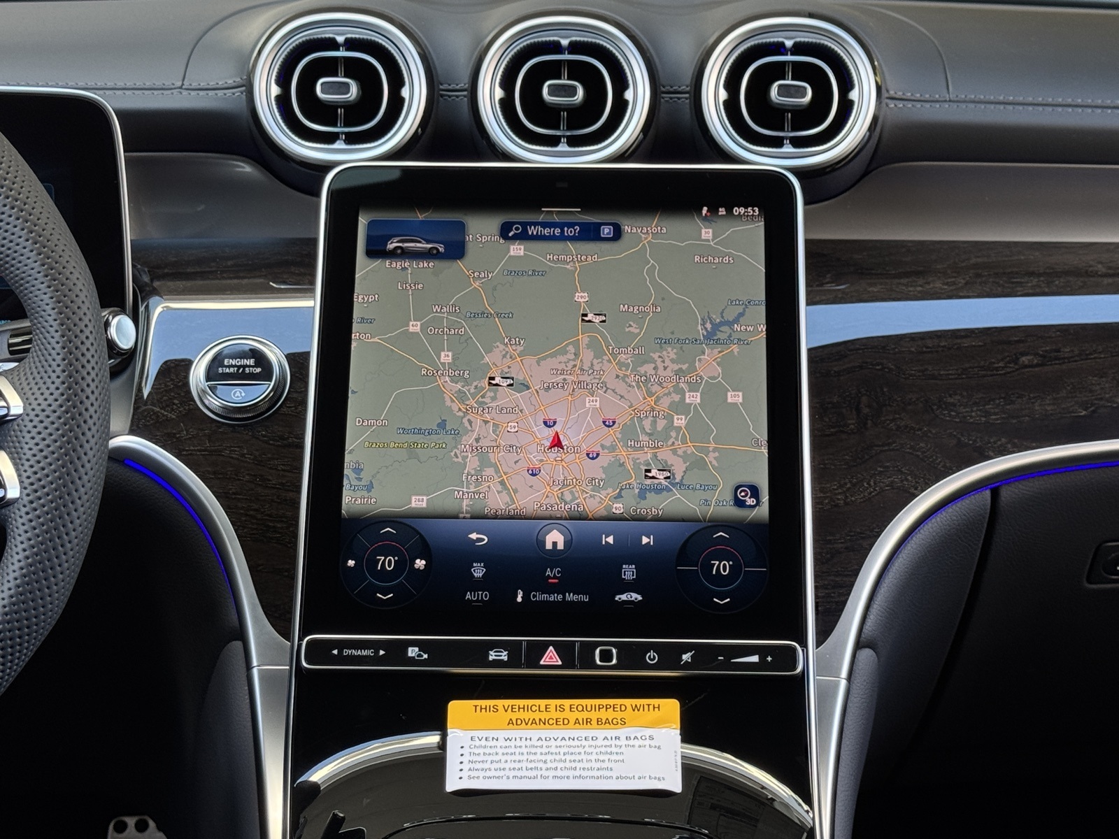 2026 Mercedes Benz GLC 300 photo 3