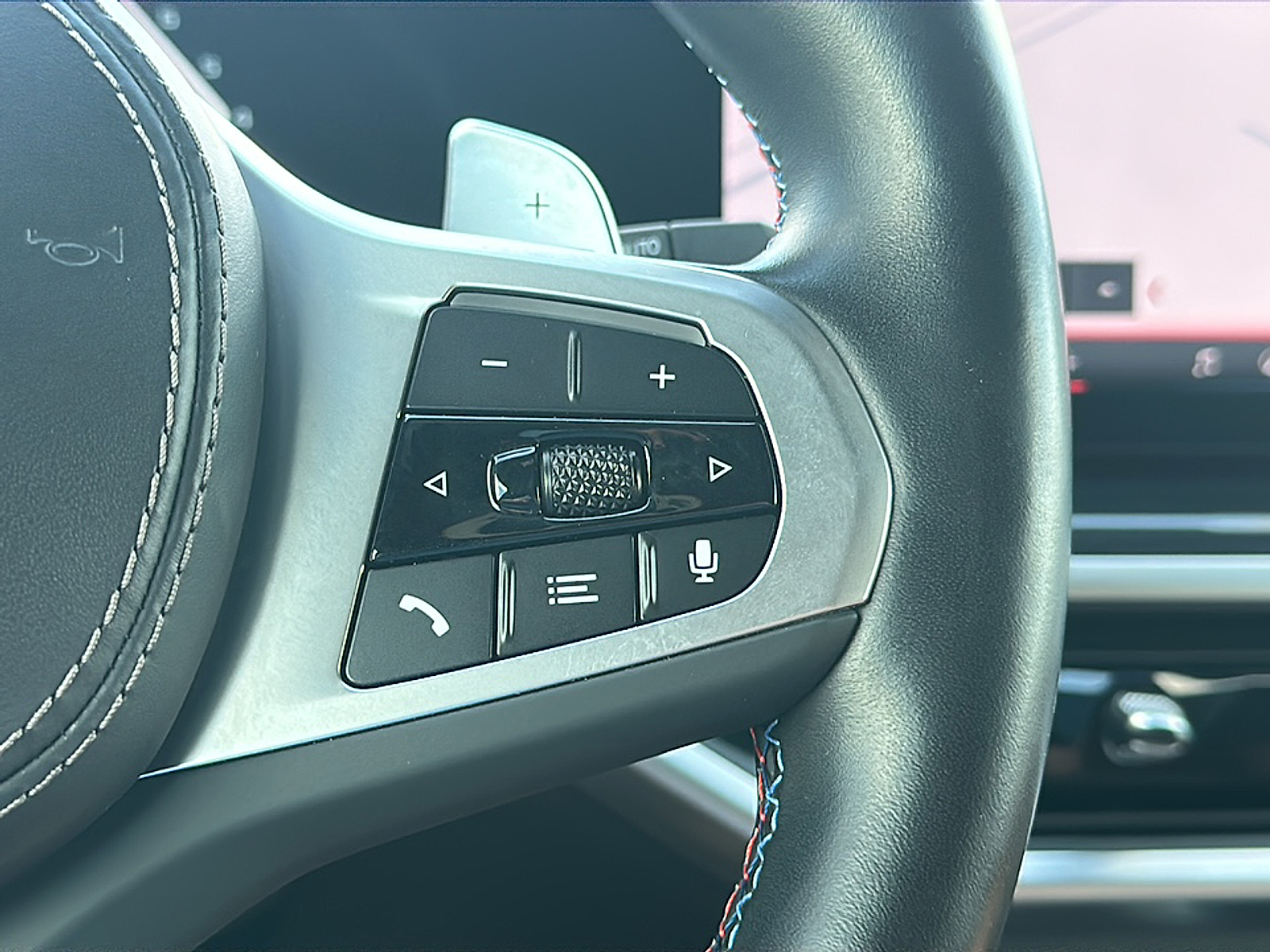 2024 Bmw X5 M60i photo 3