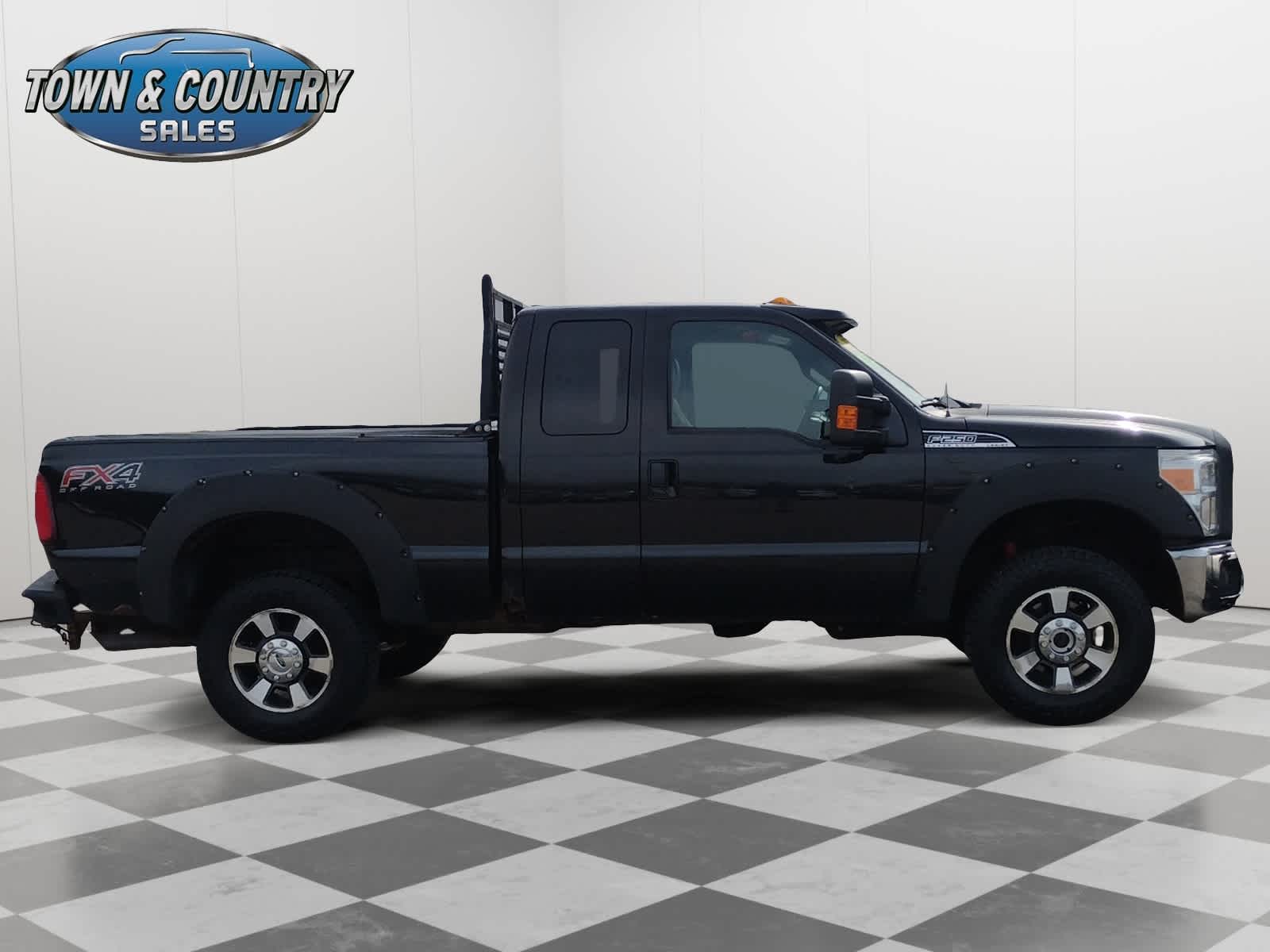 2014 Ford F-250 Lariat photo 4