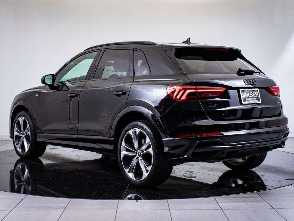 2022 Audi Q3 S line Premium Plus photo 6