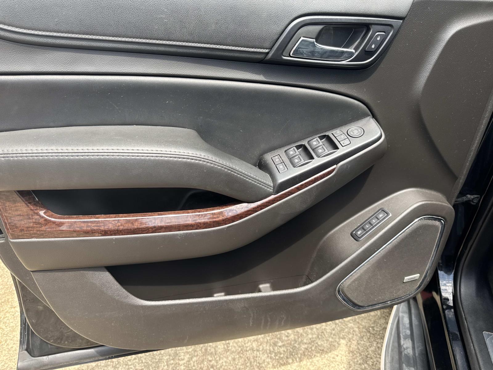 2017 Gmc Yukon SLT photo 18
