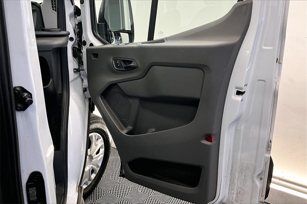 2021 Ford Transit Passenger XLT Van photo 22