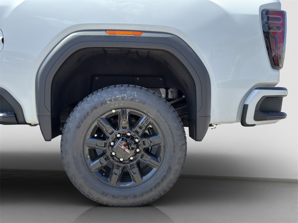 2026 Gmc Sierra 2500 HD AT4 photo 12