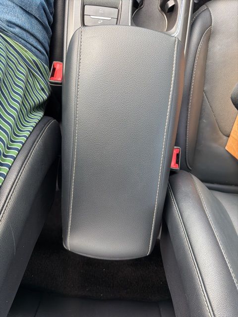 2018 Ford Fusion Hybrid Titanium photo 32