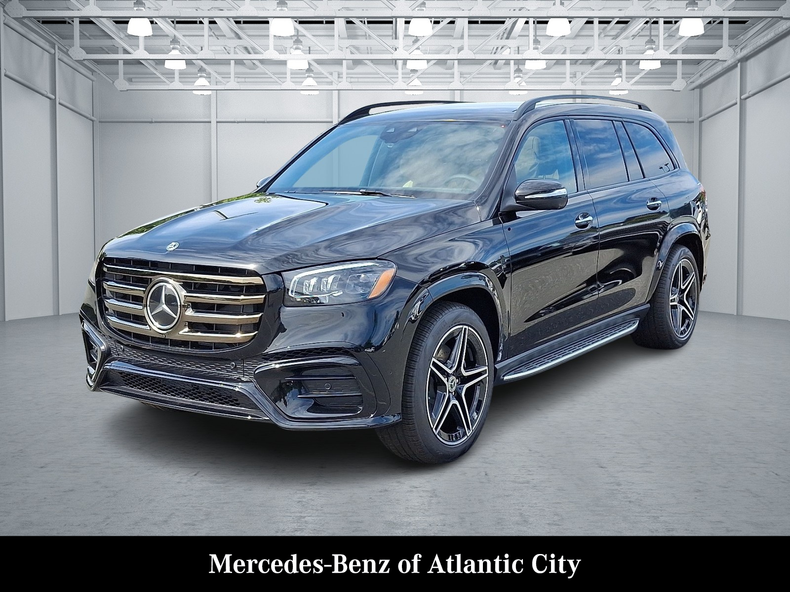2026 Mercedes Benz GLS 450 4MATIC photo 2