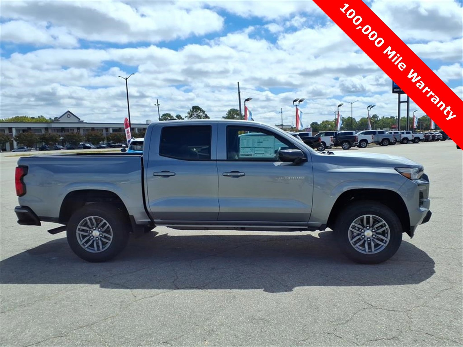 2026 Chevrolet Colorado LT photo 5