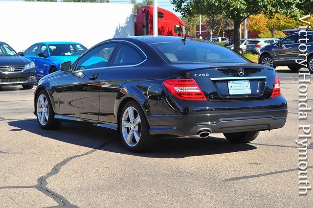 2012 Mercedes Benz C 250 photo 4