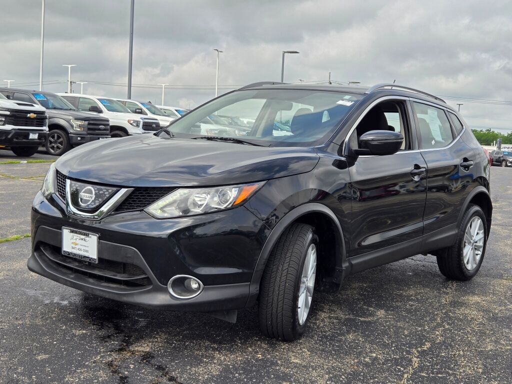 2018 Nissan Rogue Sport SV photo 3