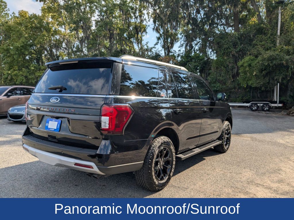 2024 Ford Expedition Timberline photo 3