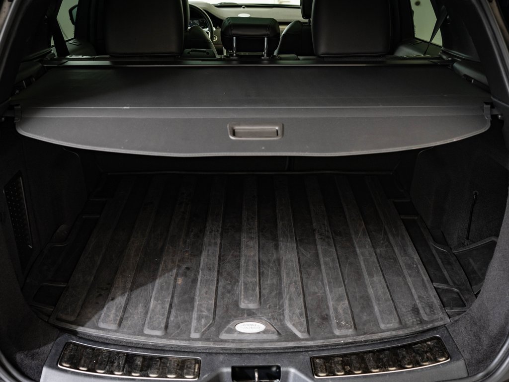 2023 Land Rover Discovery Sport SE R-Dynamic photo 15