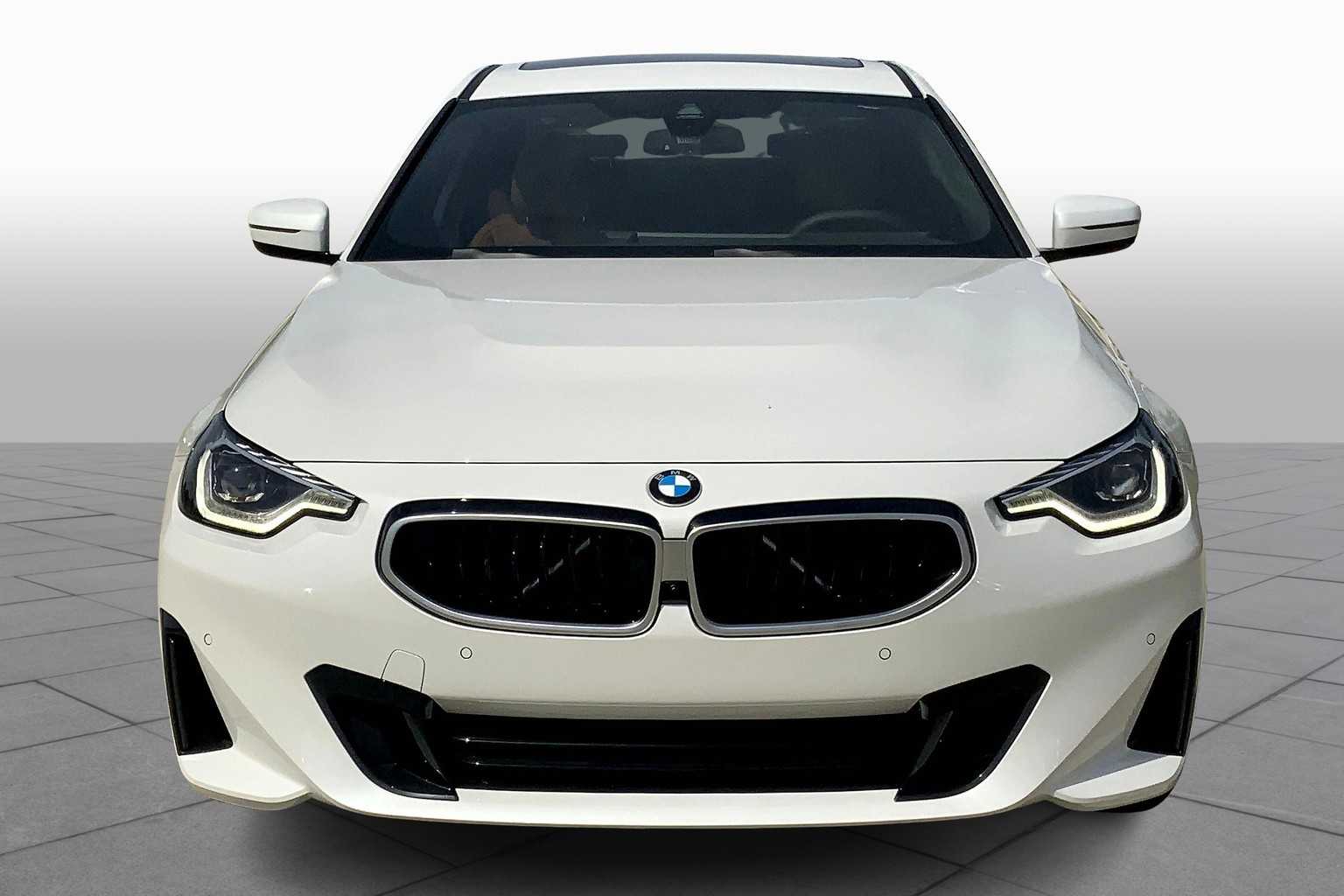 2025 Bmw 230i photo 3