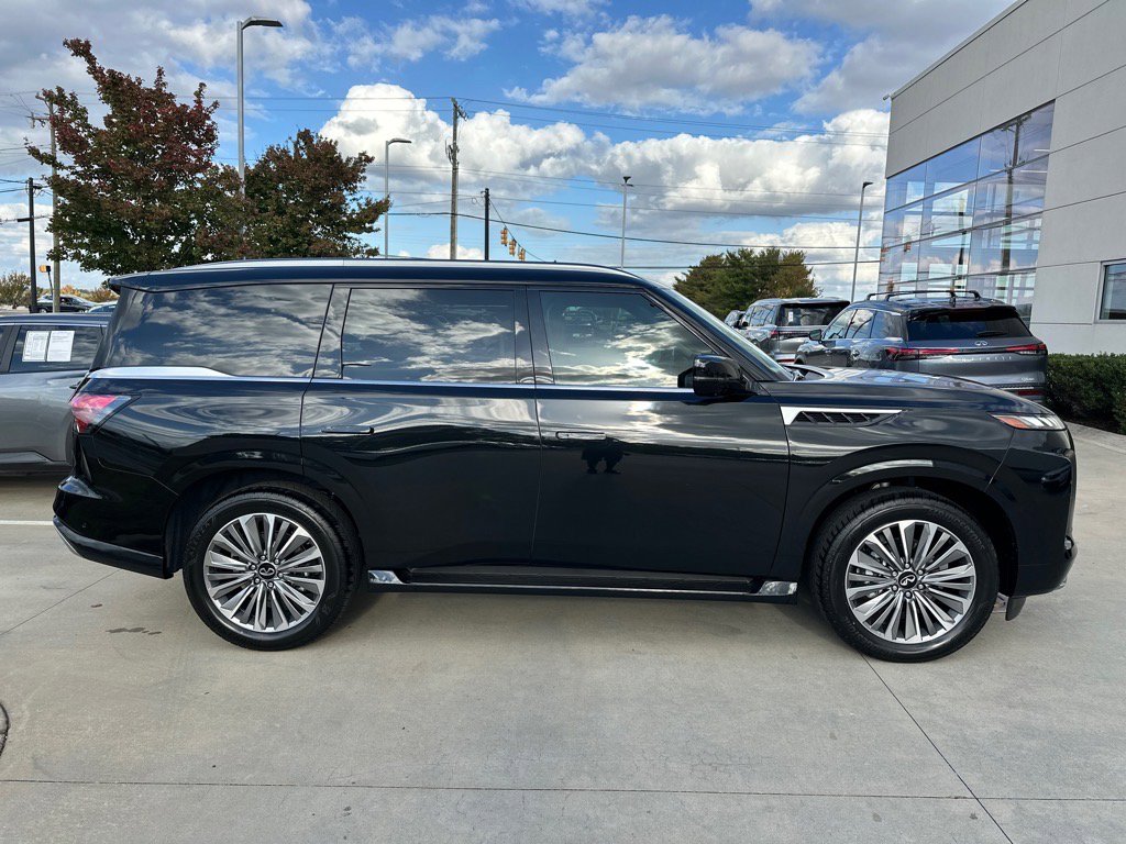 2025 Infiniti QX80 Sensory photo 2