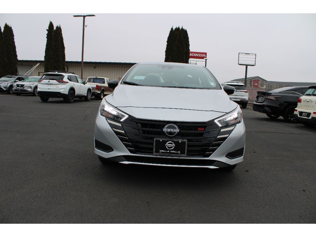 2025 Nissan Versa SR photo 2