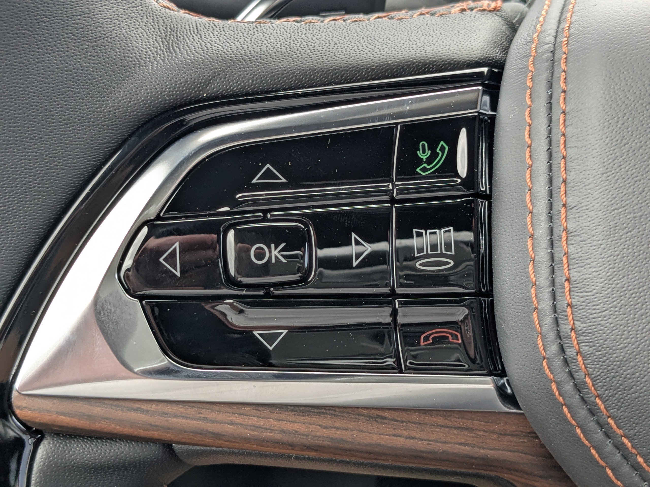 2025 Jeep Grand Cherokee Summit photo 20