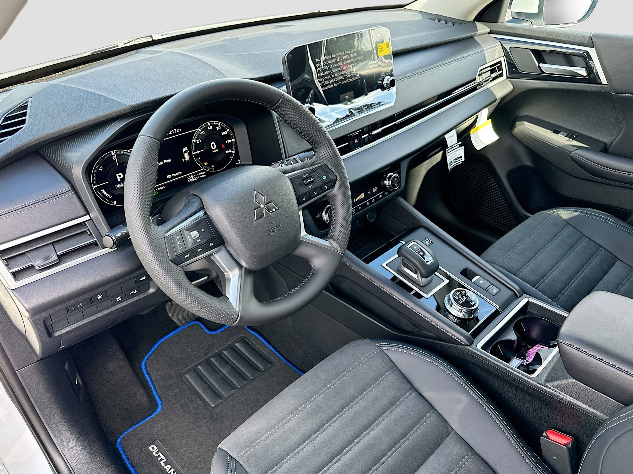 2025 Mitsubishi Outlander PHEV SE photo 6