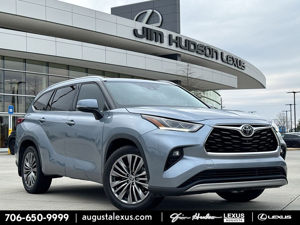 2021 Toyota Highlander Platinum