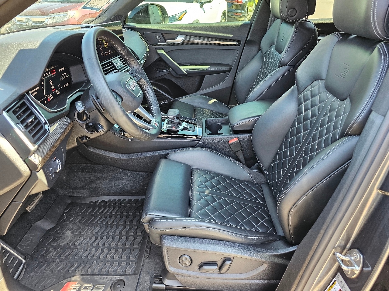2024 Audi SQ5 Premium Plus photo 2