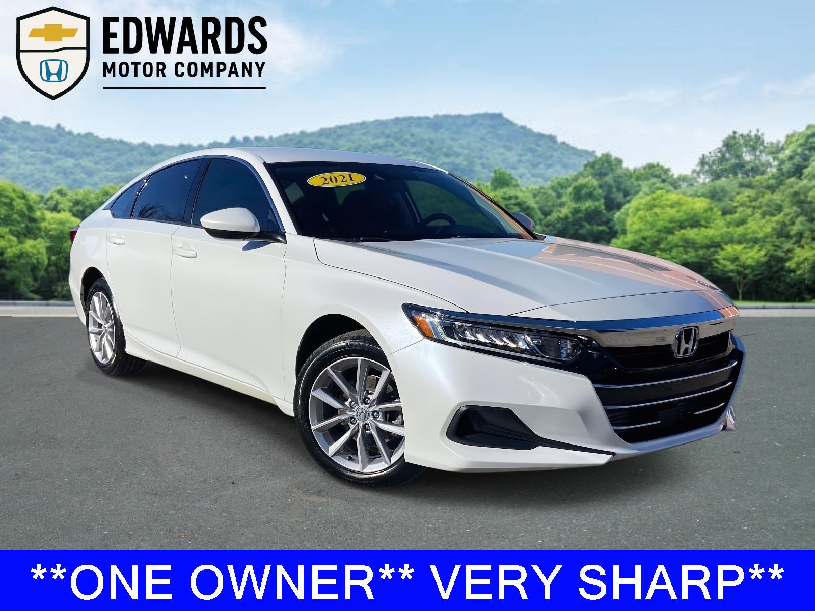 2021 Honda Accord LX's photo