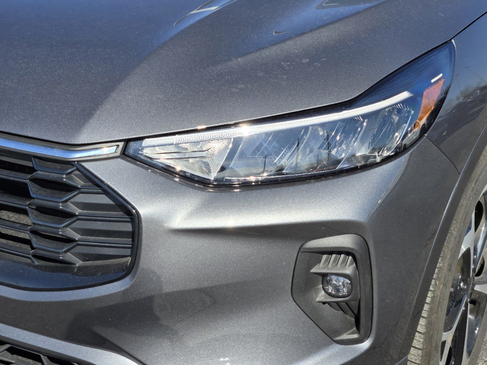 New 2024 Carbonized Gray Metallic Ford ST-Line Select image 5