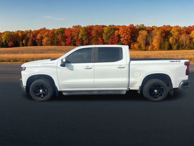 2021 Chevrolet Silverado 1500 LT photo 2