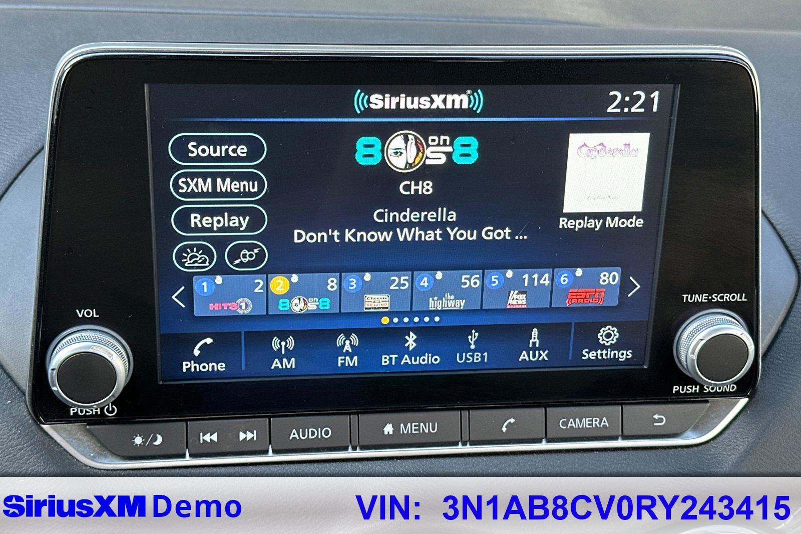 2024 Nissan Sentra SV photo 25