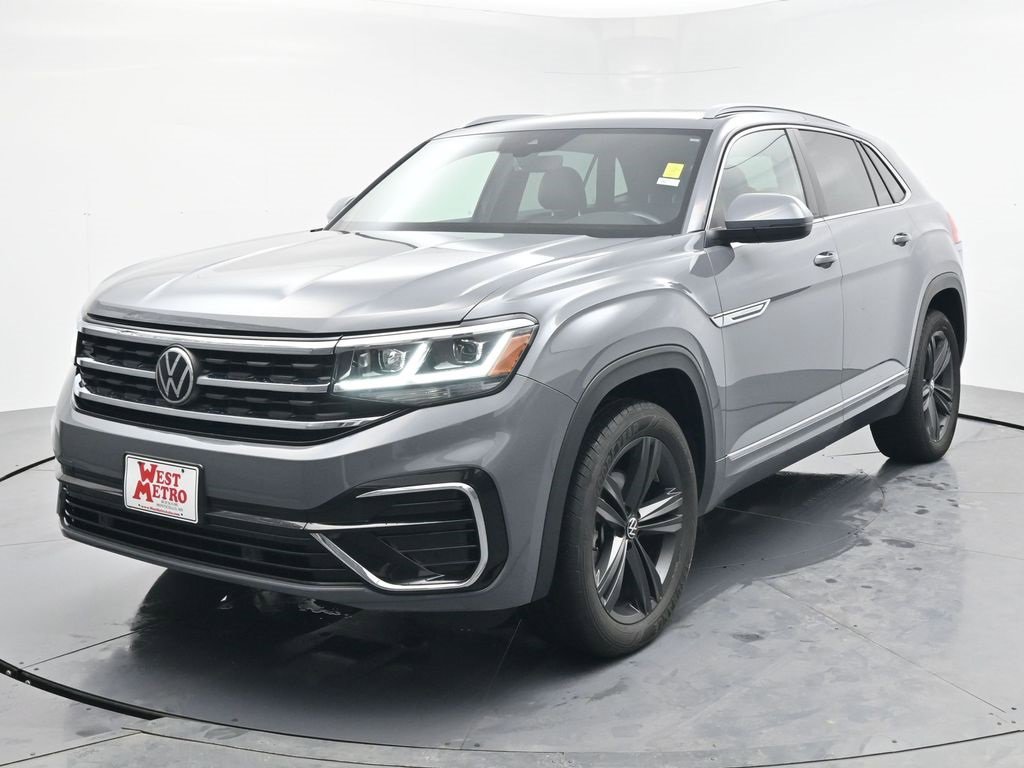 2022 Volkswagen Atlas Cross Sport SEL R-Line's photo