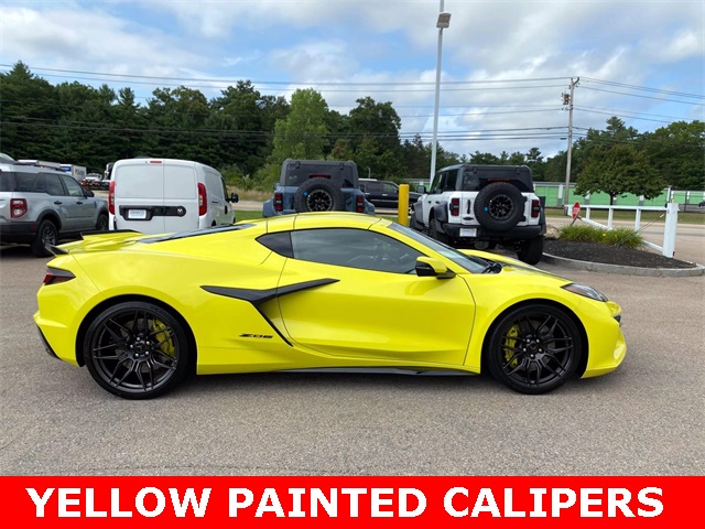 2023 Chevrolet Corvette Z06 2LZ photo 2