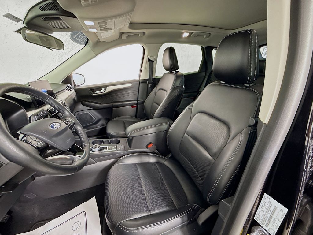 2021 Ford Escape SEL photo 21