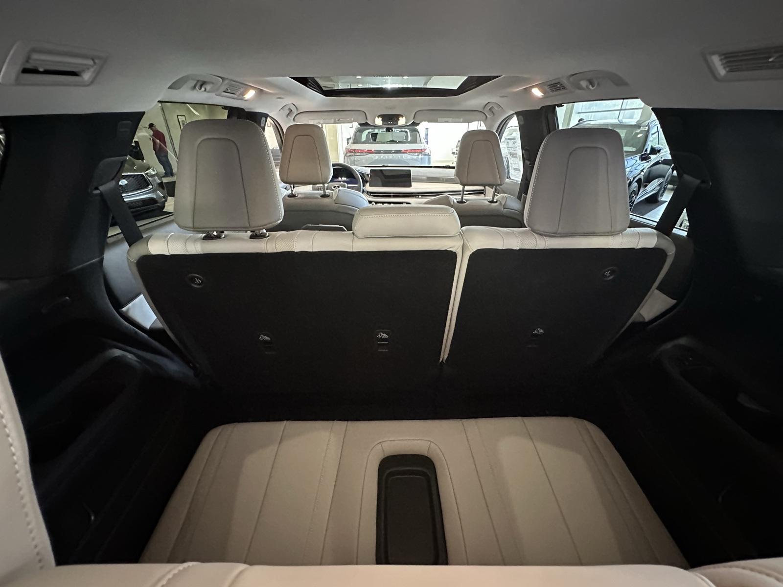 2026 Infiniti QX60 Luxe photo 39