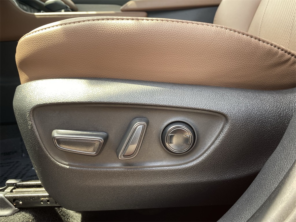 2024 Toyota Grand Highlander Platinum photo 14