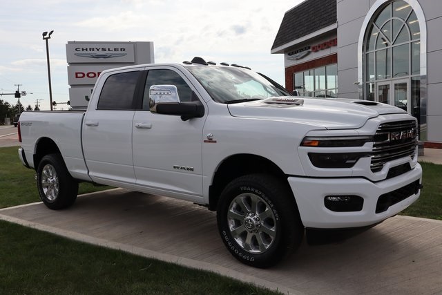 2025 Ram 2500 Laramie photo 3