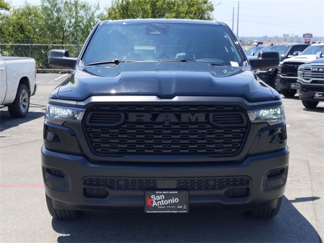 2025 Ram 1500 Tradesman photo 2