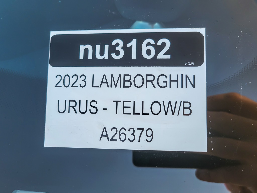 2023 LAMBORGHINI URUS - Image 25