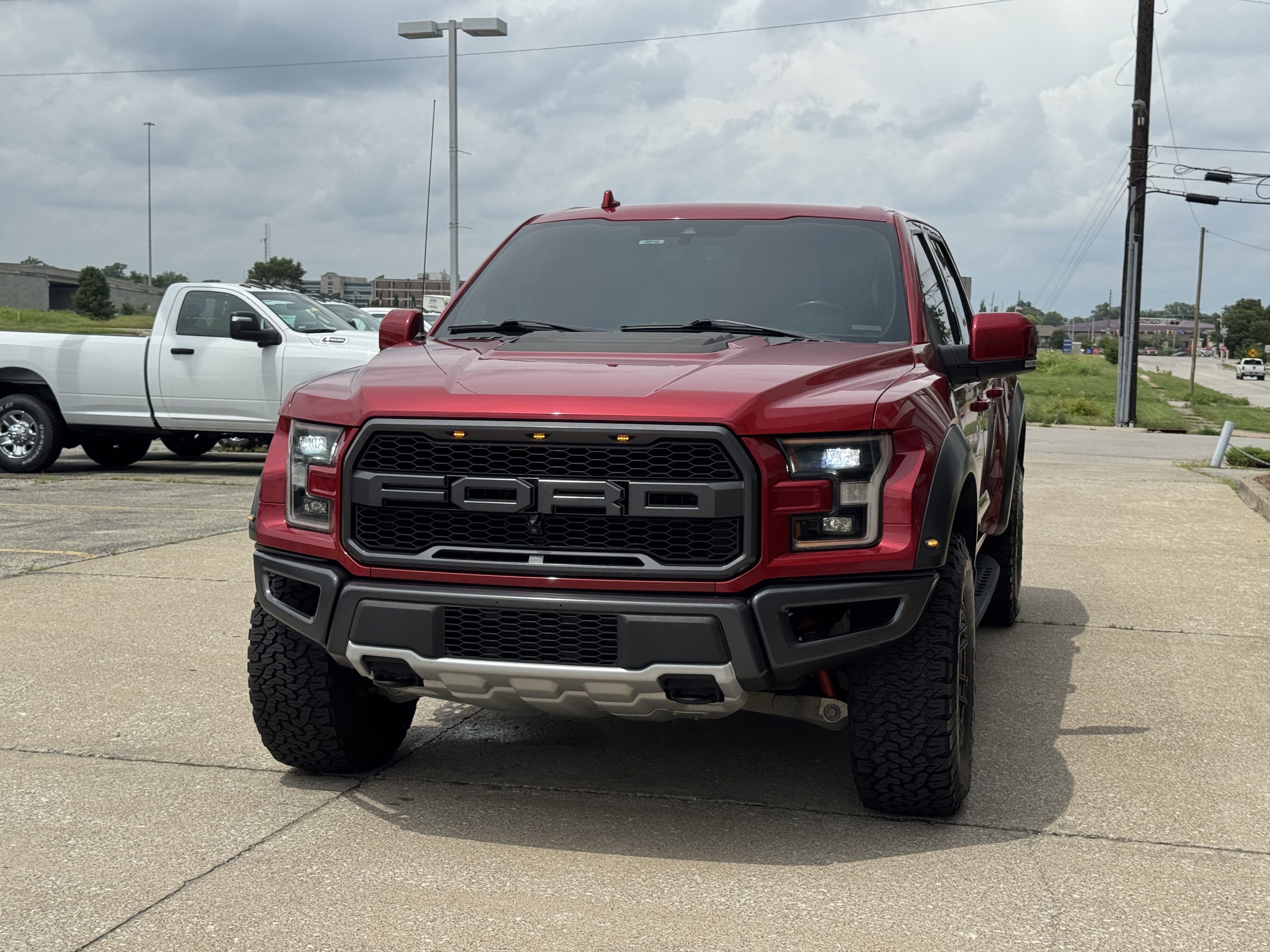 2020 Ford F-150 Raptor photo 2