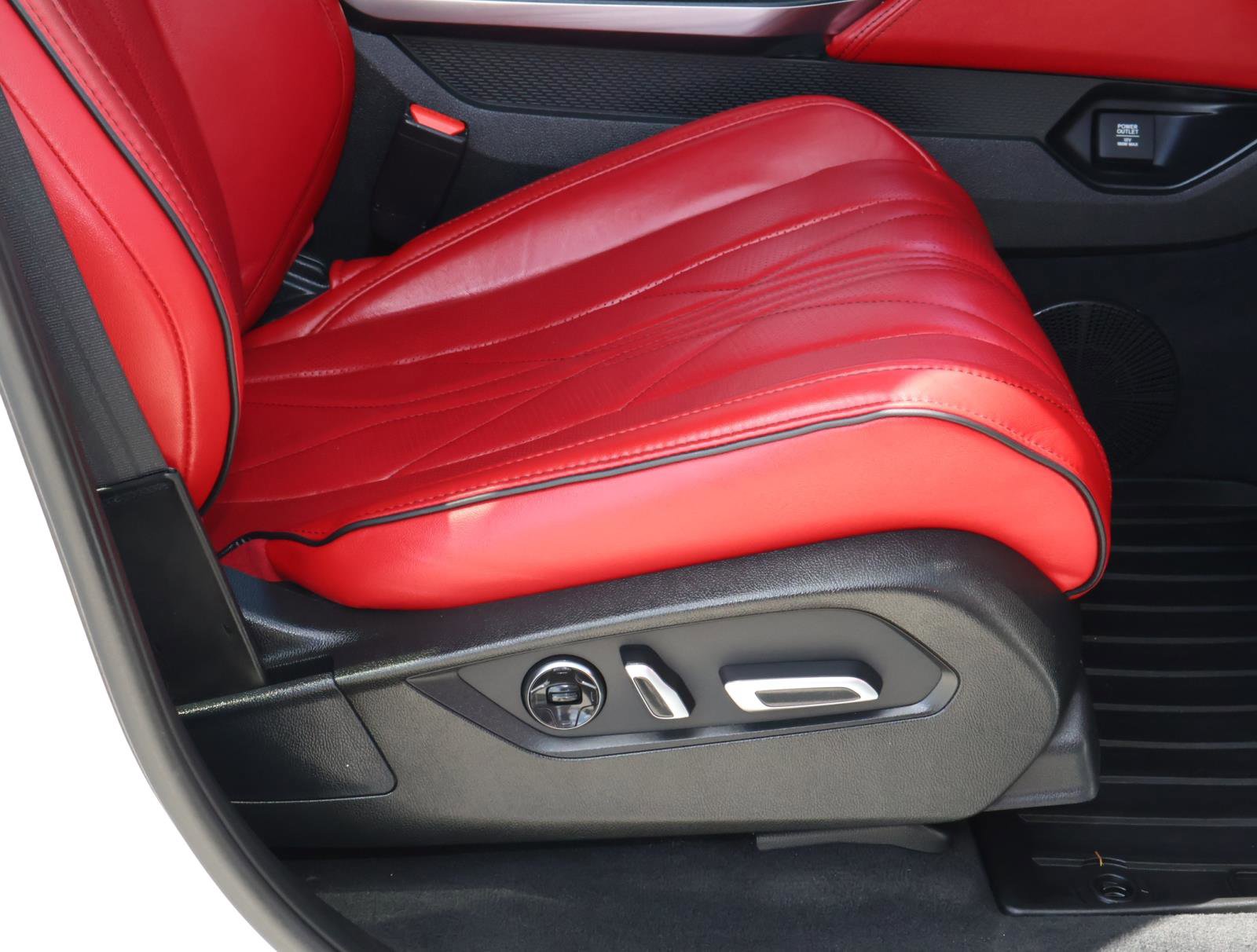 2022 Acura MDX Type S Advance photo 19