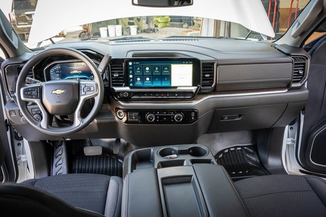 2022 Chevrolet Silverado 1500 LT photo 32