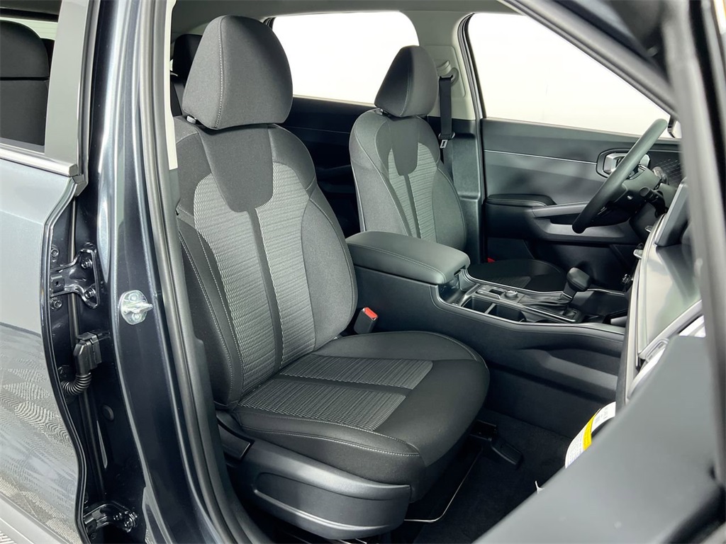 2026 Kia Sorento LX photo 27