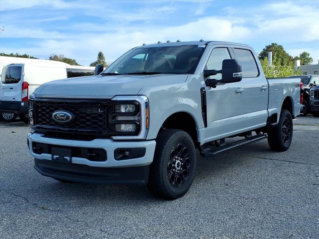 2026 Ford F-350 XLT photo 25