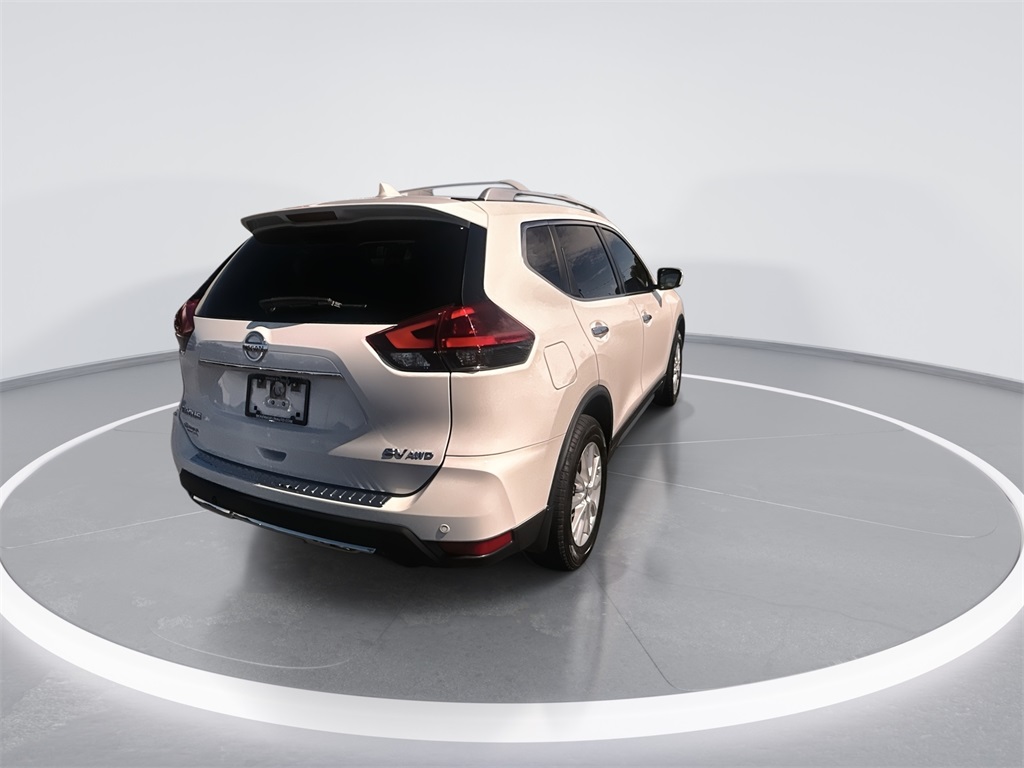 2020 Nissan Rogue SV photo 8