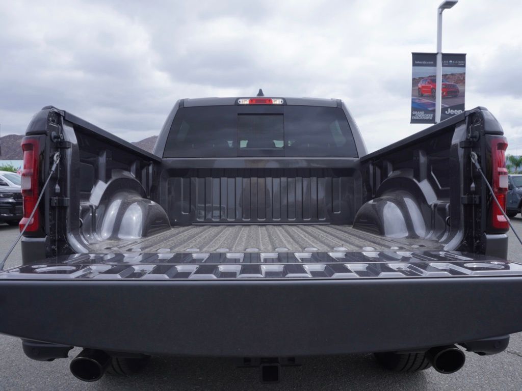 New 2026 Granite Crystal Metallic Clear-Coat Exterior Paint RAM Big Horn Night Edition image 5