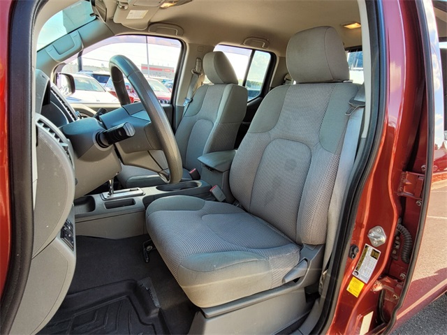 2019 Nissan Frontier SV photo 7
