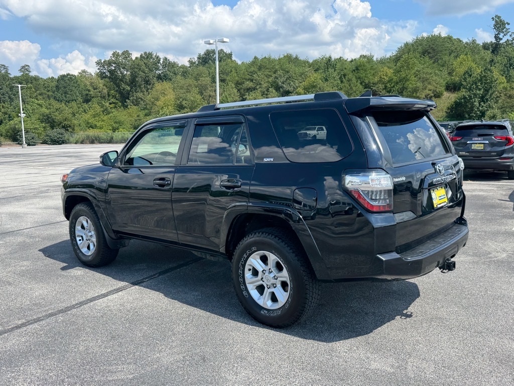 2022 Toyota 4Runner SR5 Premium photo 4