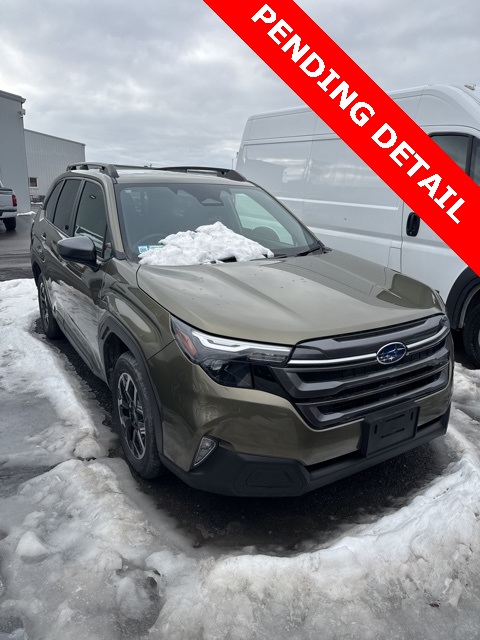 2025 Subaru Forester Premium's photo