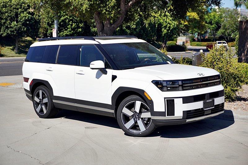 2025 Hyundai Santa Fe Limited photo 2