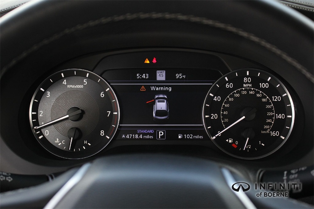 2023 Infiniti QX55 Essential photo 12